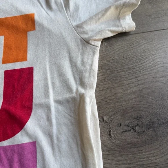 Anthropologie I Got You Babe graphic t-shirt - size medium - Picture 4 of 8